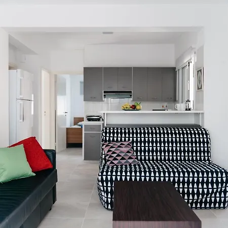 Seasunlove Apt. Apartment Larnaca